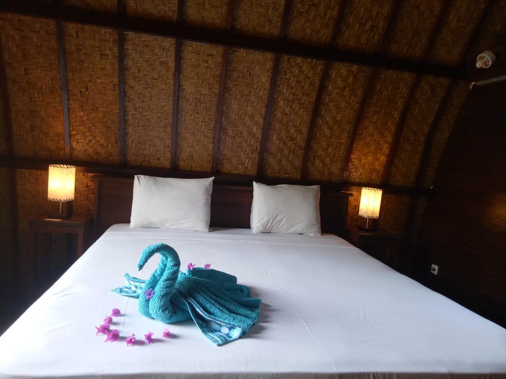 Rose Bungalow Hotel Pemenang Exterior photo